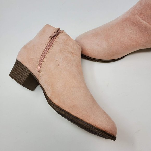 Old Navy Faux Suede Bootie Size 5 - Picture 6 of 10